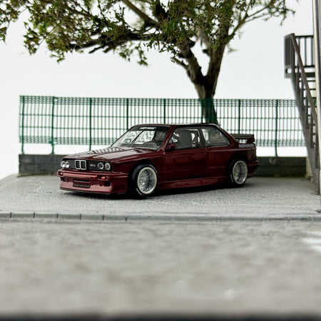 Kaido House MINIGT 1:64 #162 M3 E30 V1 RED Alloy car model
