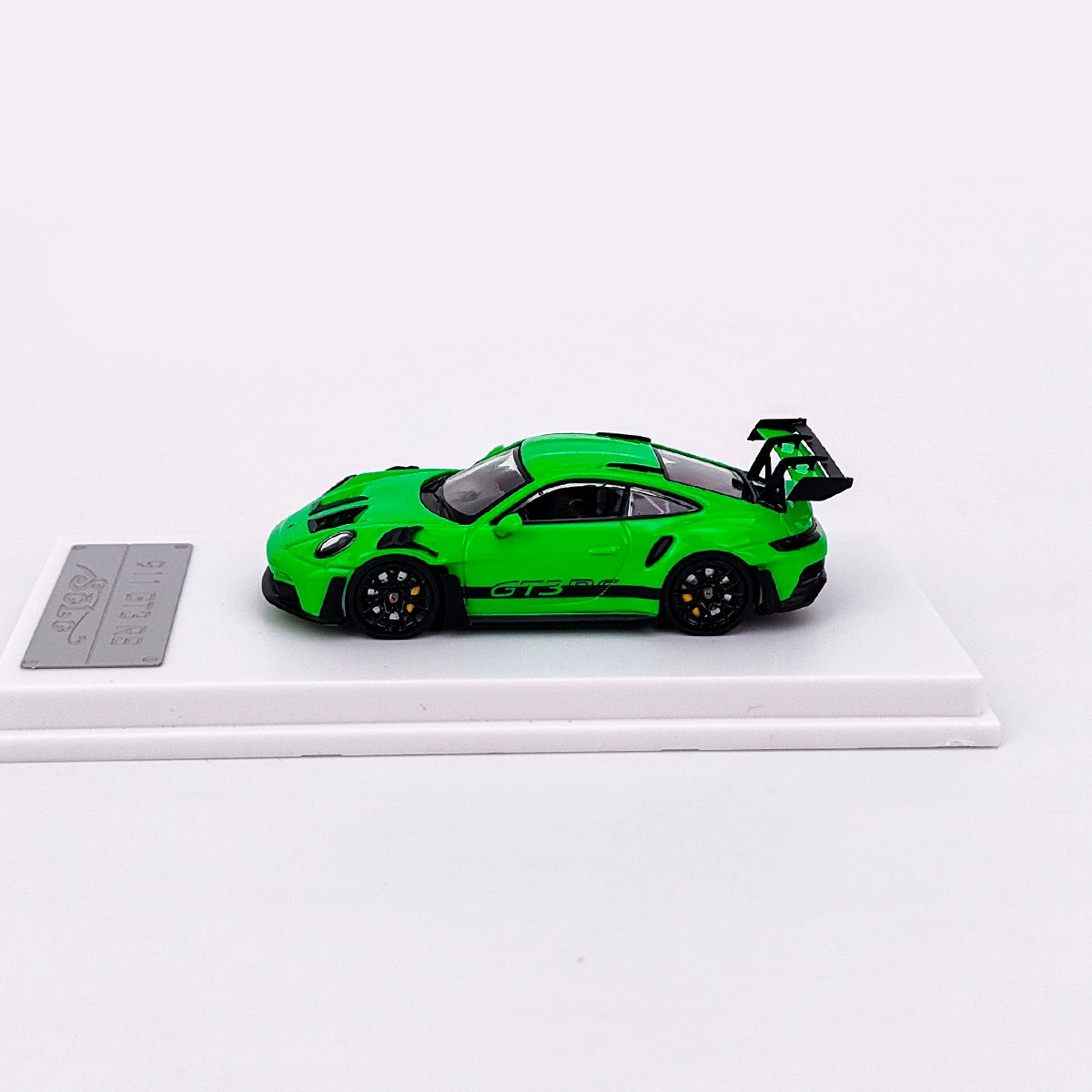 SOLO 1:64 Porsche 911 992 GT3RS GULF Alloy car model