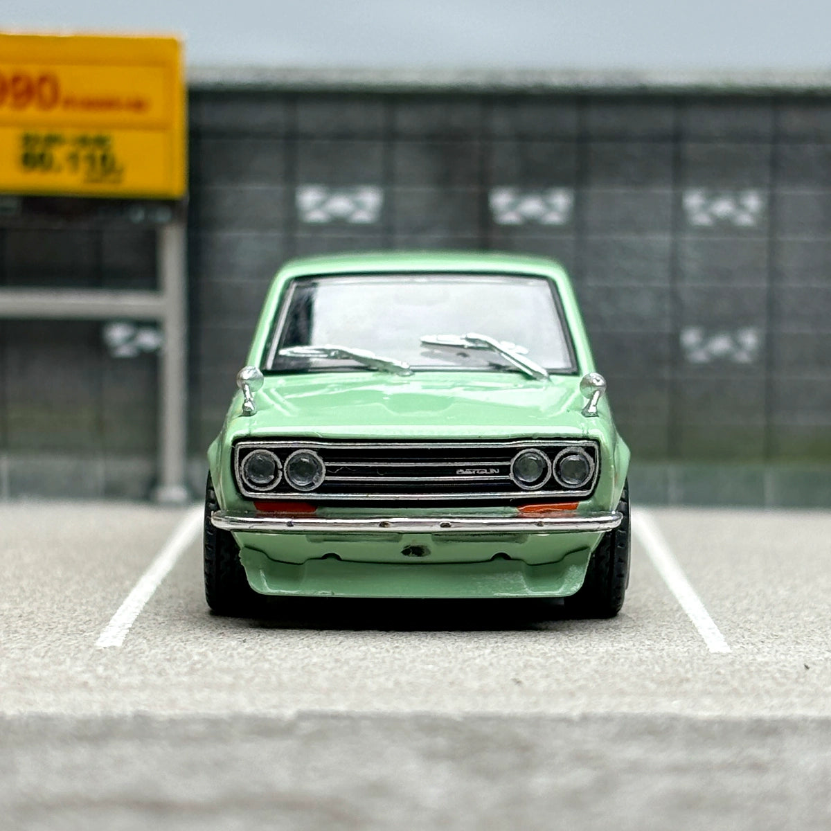 TW 1:64 Nissan Datsun 510 Green Alloy car model