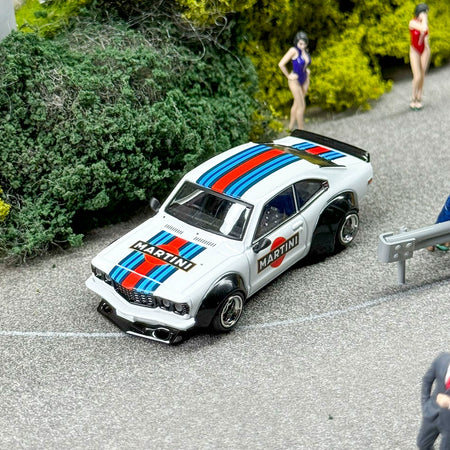 INNO 1:64 MAZDA SAVANNA RX3 "MARTINI RACING"Livery