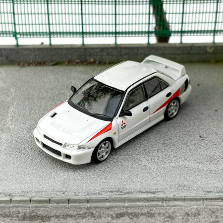 Tarmac Works TW 1:64 Mitsubishi Lancer RS Evolution Alloy car model