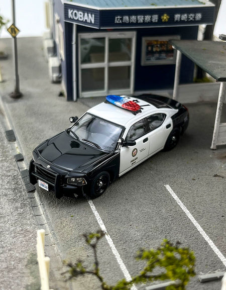 Rollin 1:64 Dodge Charger LAPD Alloy car model