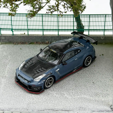 INNO 1:64 Nissan GTR R35 HONG KONG TOY CAR SALON 2024 Special EditionAlloy car model