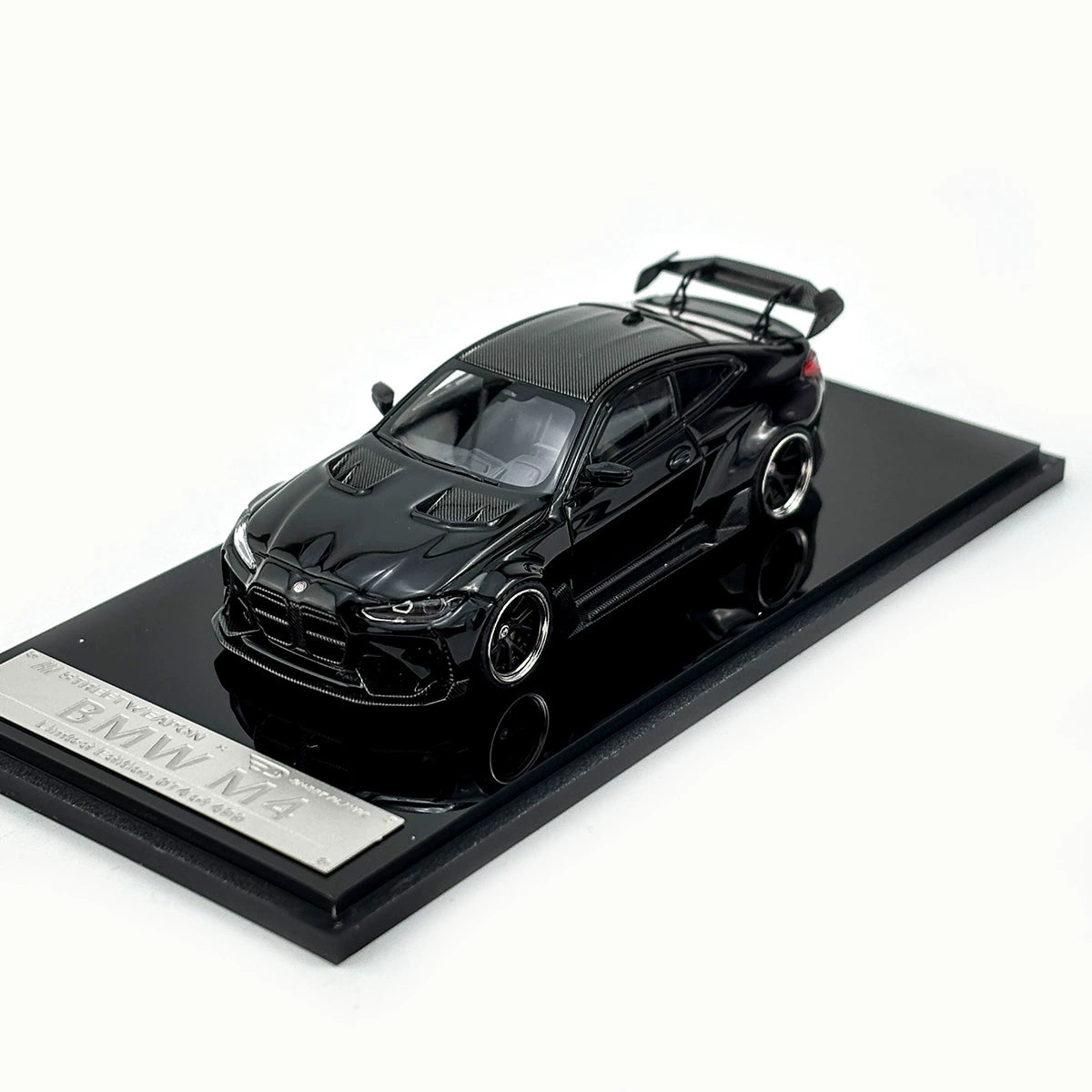SW 1:64 BMW  M4 ADRO BODY KIT Alloy car model