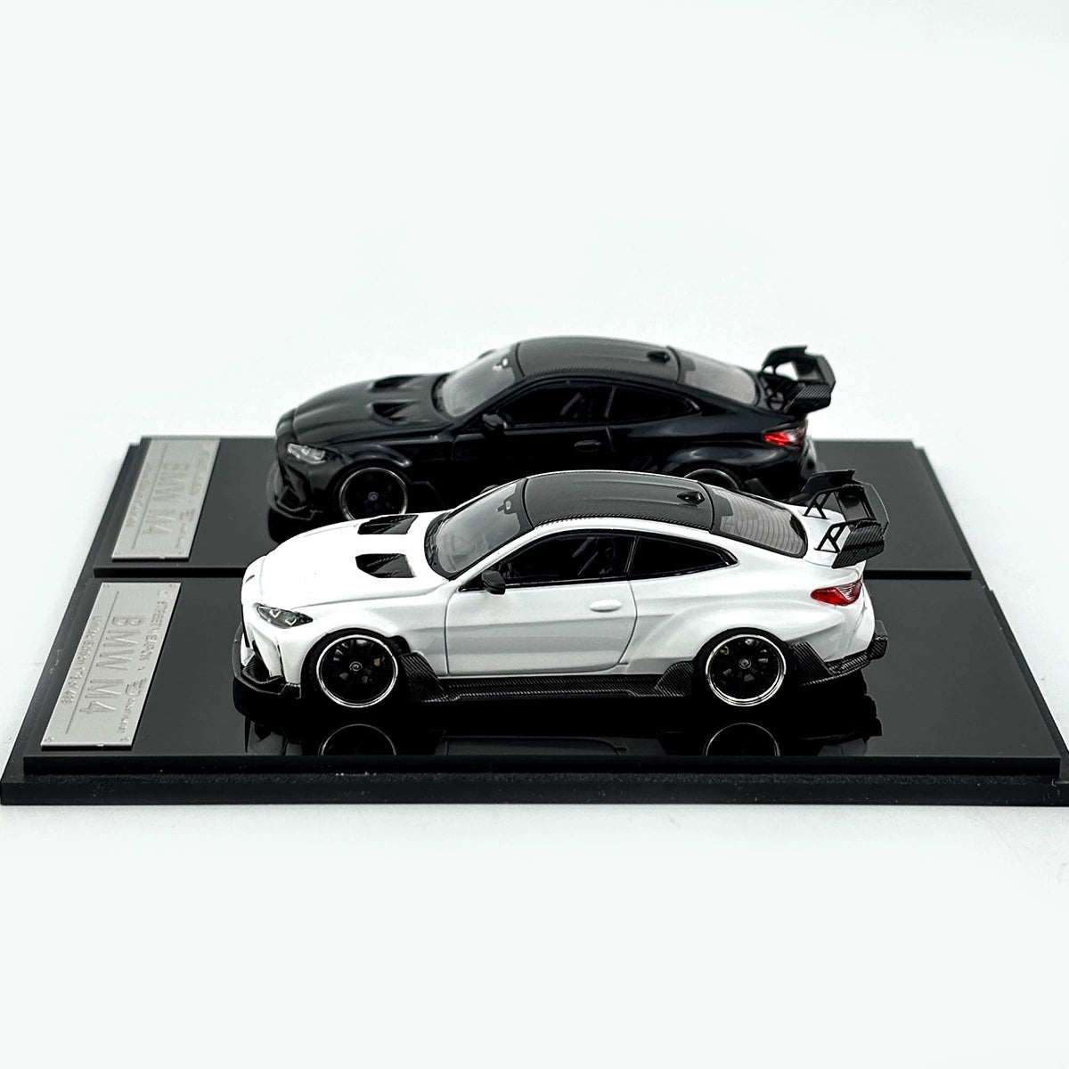 SW 1:64 BMW  M4 ADRO BODY KIT Alloy car model
