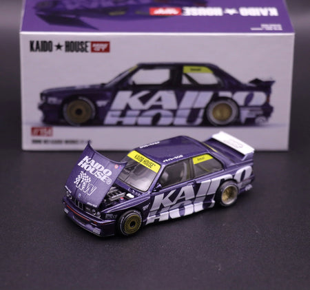 [Nostalgia Alert!] 1:64 BMW M3 E30 Kaido Works Alloy Model – For Detail-Obsessed Collectors!