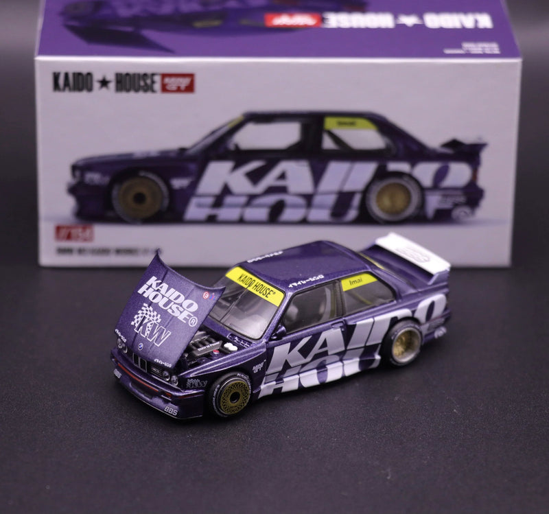 [Nostalgia Alert!] 1:64 BMW M3 E30 Kaido Works Alloy Model – For Detail-Obsessed Collectors!