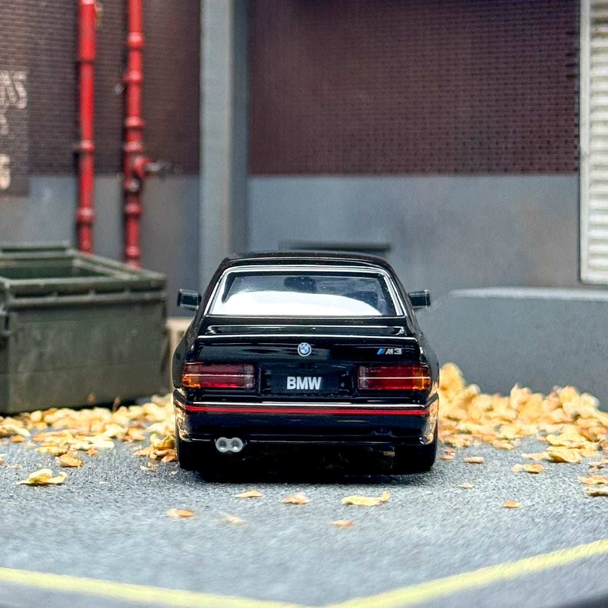 AR AR BOX 1:64 BMW M3 E30 Alloy car model