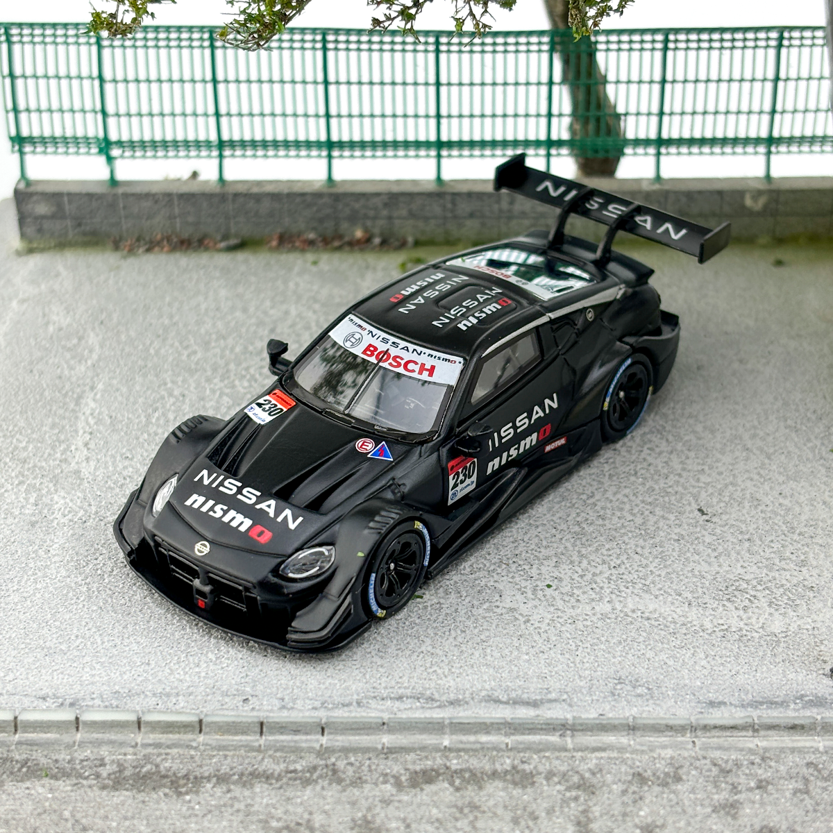 MINIGT 1:64 #755 Nissan Z GT500 230 Alloy car model