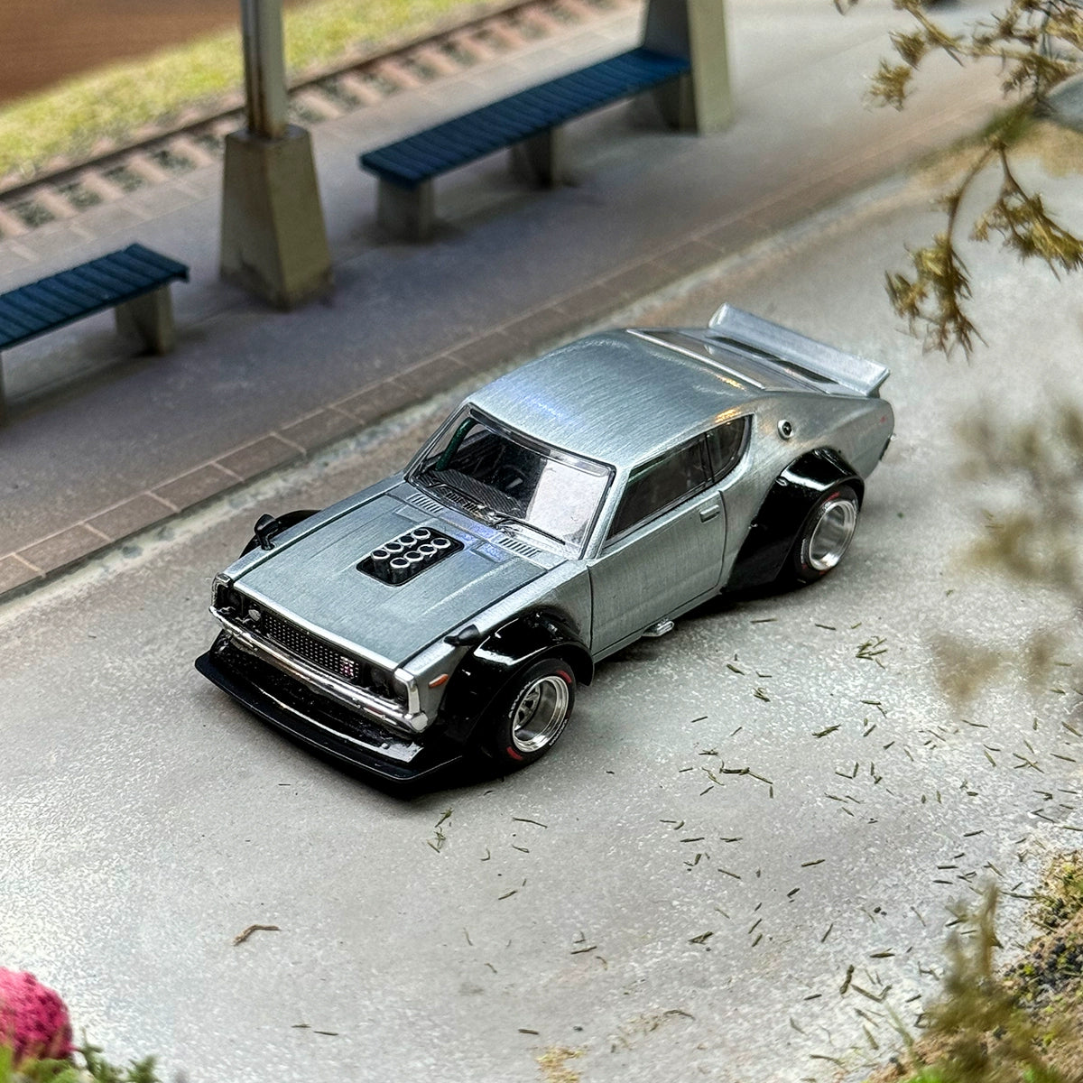POP RACE 1:64 Nissan  SKYLINE GT-R KPGC110 Alloy car model