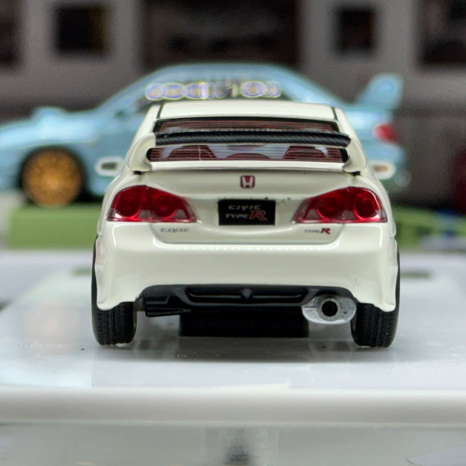 1:64 Motorhelix Honda Civic Type R FD2 Alloy car model