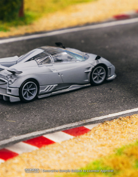 Tarmac Work 1:64 TW Imola Pagani  Alloy car model