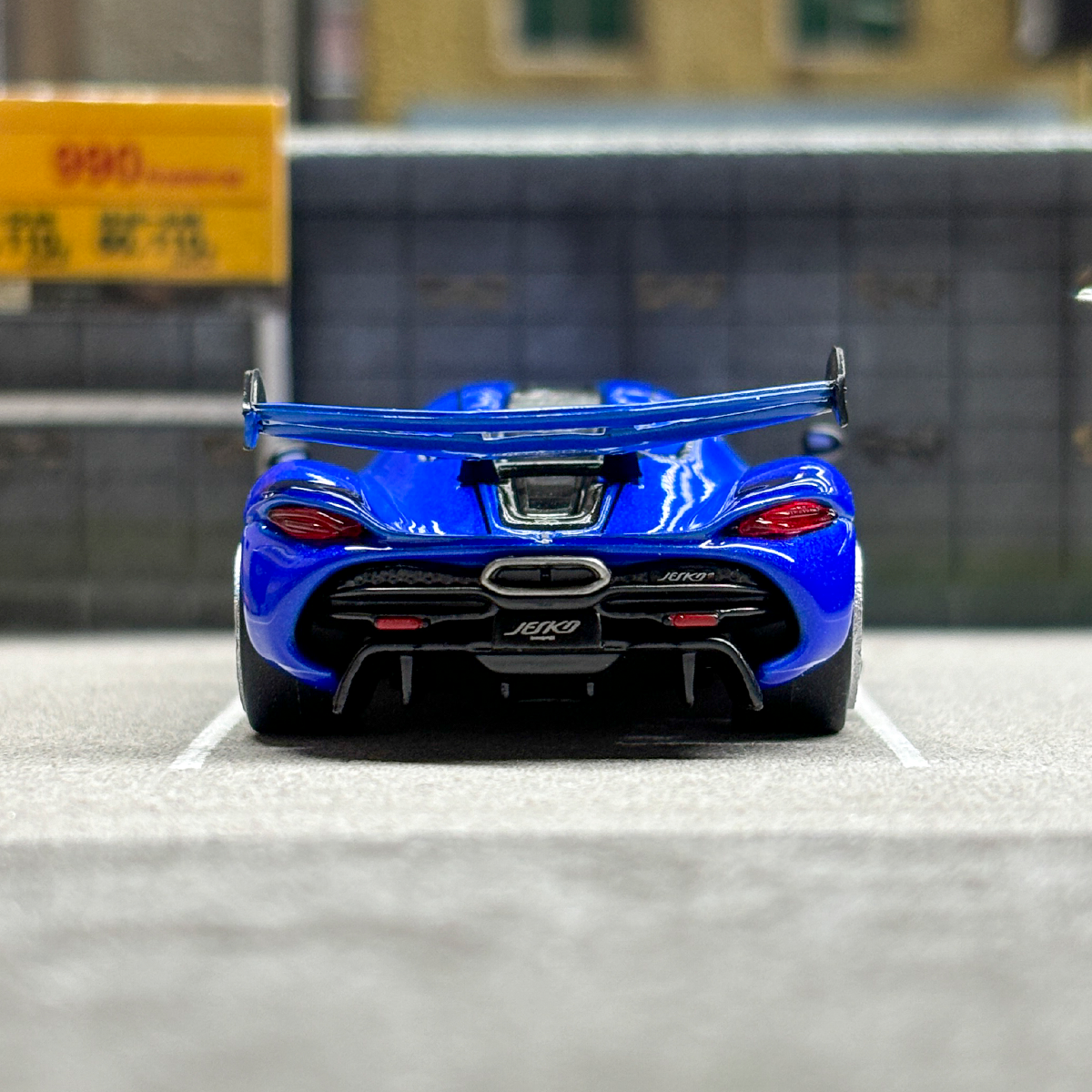 Tarmac Works TW 1:64 Koenigsegg Jesko Attack Alloy car model