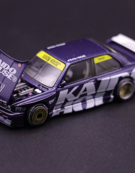Kadio House MINIGT //154 BMW M3 (E30) Kaido Works V1 KHMG