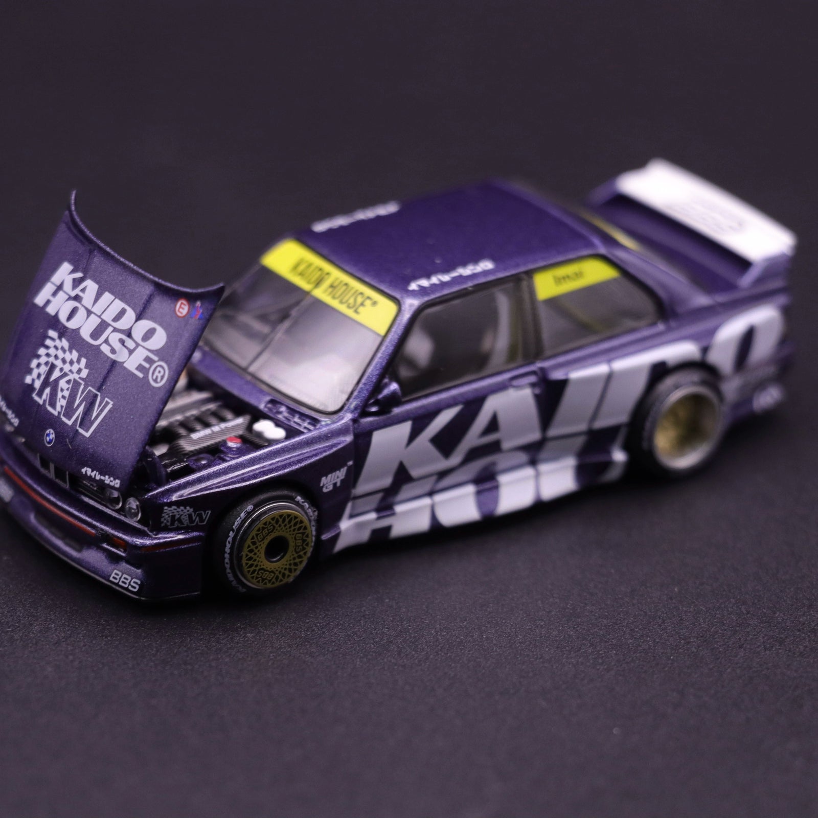 Kadio House MINIGT //154 BMW M3 (E30) Kaido Works V1 KHMG