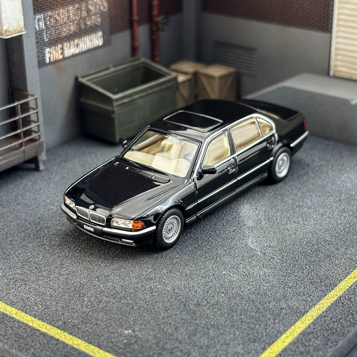 AR Almost Real 1:64 BMW 750il E38 Alloy car model