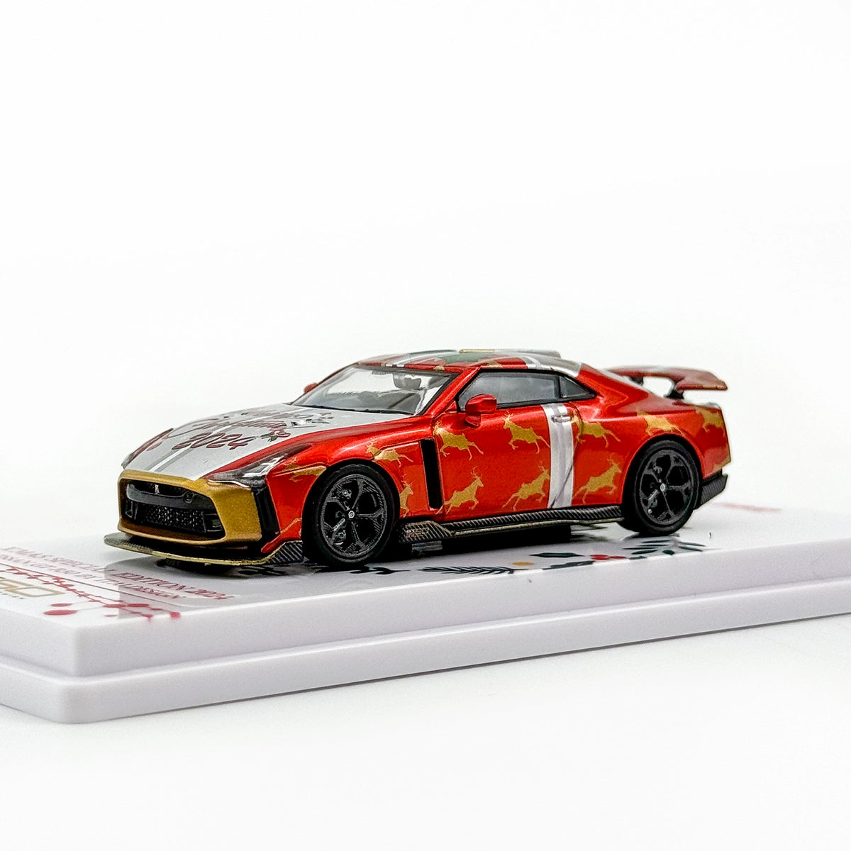 INNO 1:64 Nissan GT-R50 Christmas Edition 2024 Alloy car model