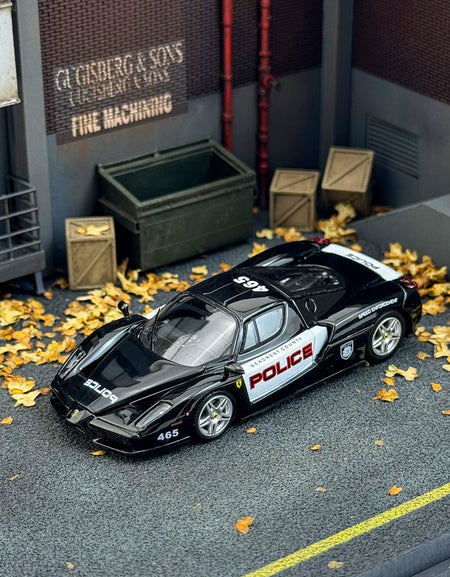 King Model 1:64 Ferrari ENZO Police Car Alloy car model