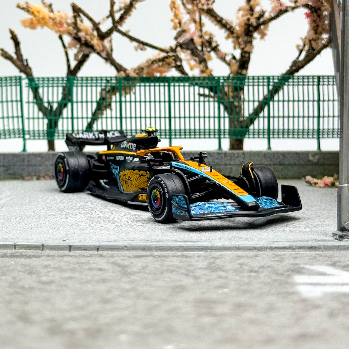 TW Tarmac Works 1:64 McLaren MCL36 Abu Dhabi Grand Prix 2022 Lando Norris F1 Alloy car model