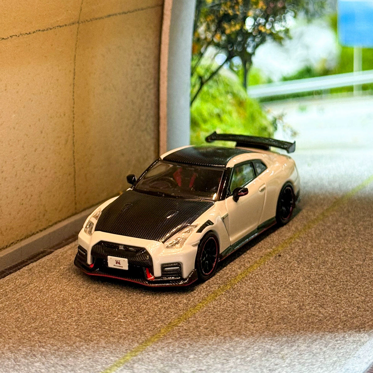 INNO 1:64 NISSAN GT-R R35 NISMO