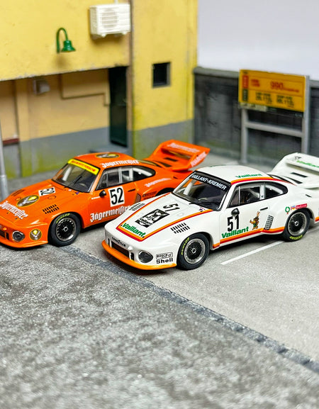 Tarmac Works & Mini CHAMPS 1:64 Porsche 935 Alloy car model