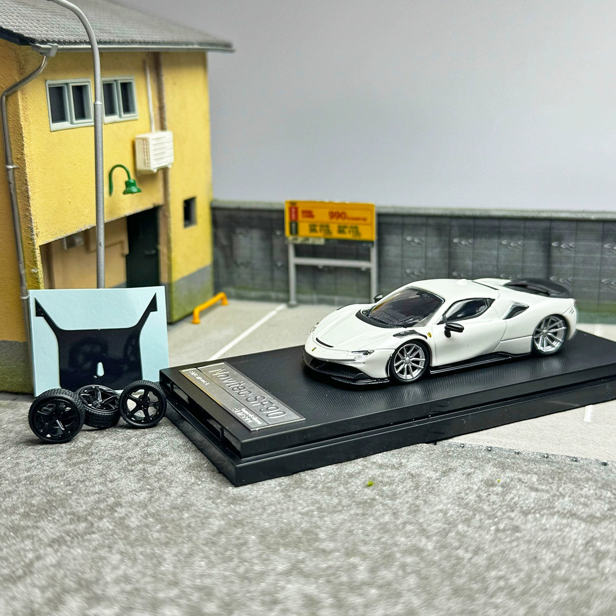 Fine model 1:64 Ferrari Novitec SF90 Alloy Car Model
