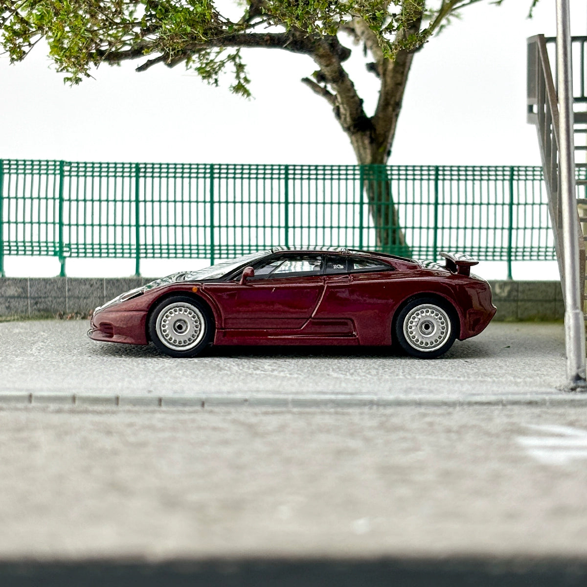 MINIGT 1:64 #806 Bugatti EB110 Dark Red Metailc Alloy car model