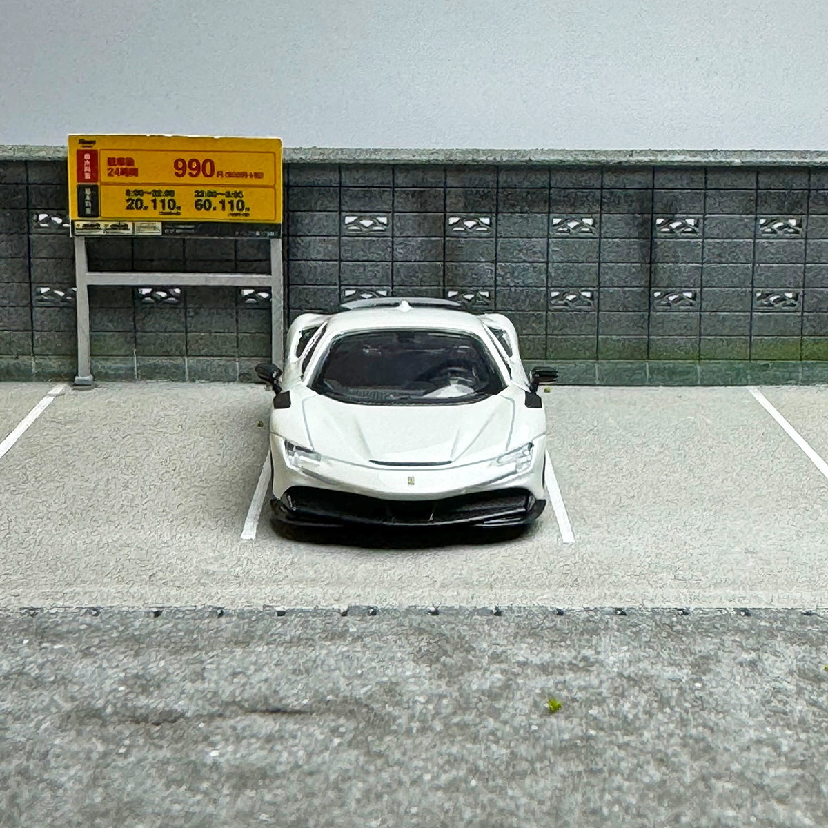 Fine model 1:64 Ferrari Novitec SF90 Alloy Car Model