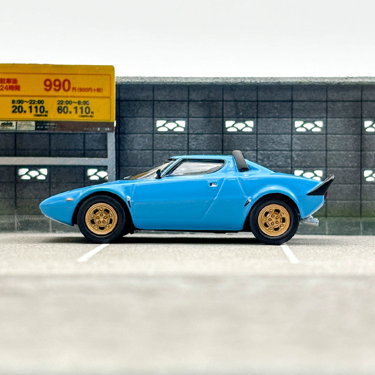 MINIGT 1:64 #624 Lancia Stratos HF Stradale Azzuro Chiaro Alloy car model