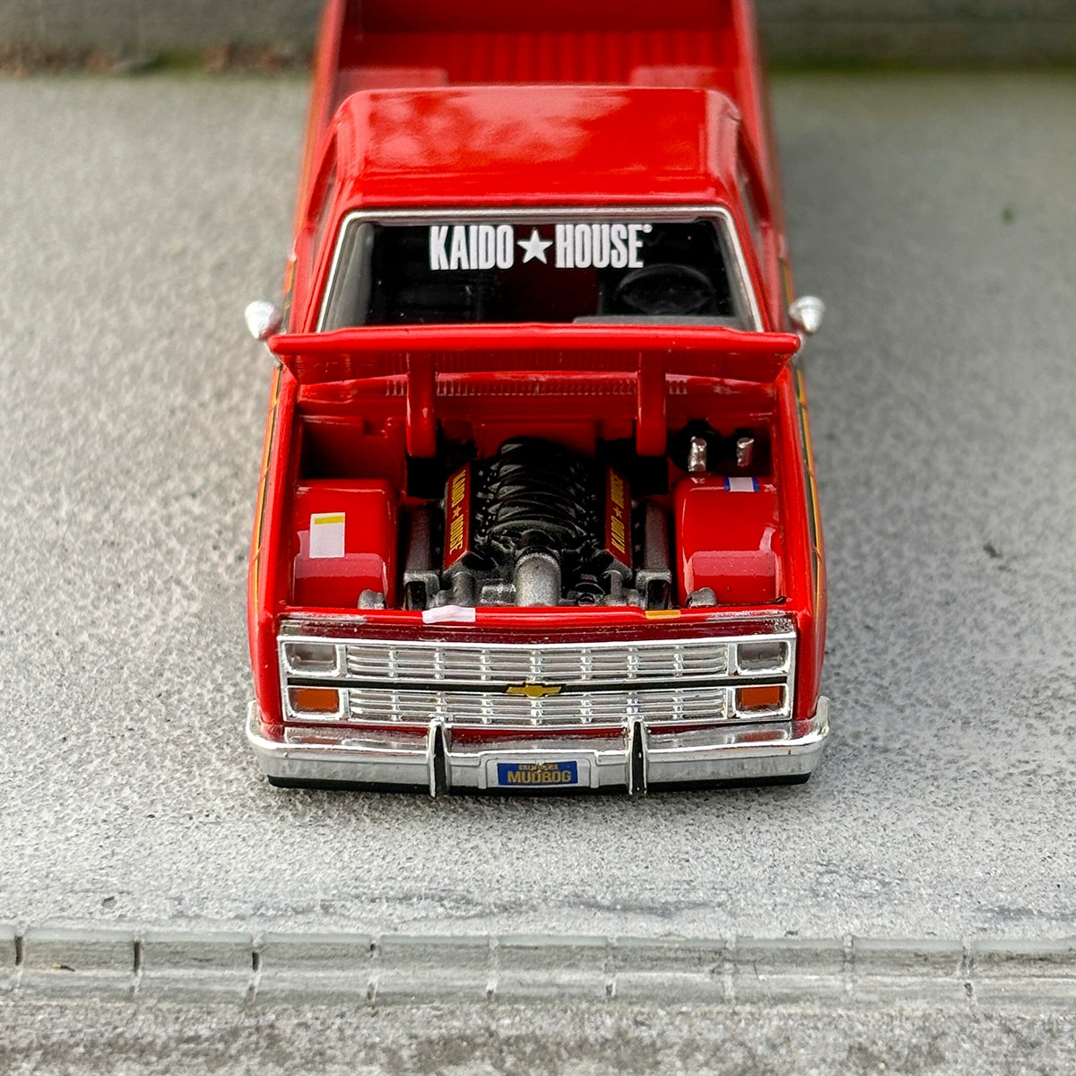 Kaido House MINIGT 1:64 //130 Chevrolet Pick-up Silverado Alloy car model