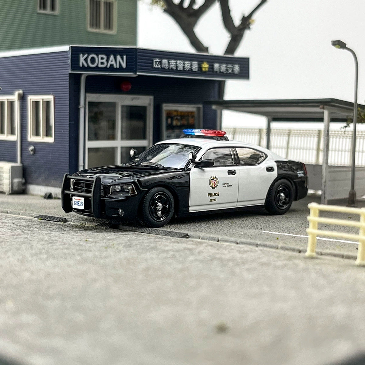 Rollin 1:64  Dodge Charger LAPD Alloy car model