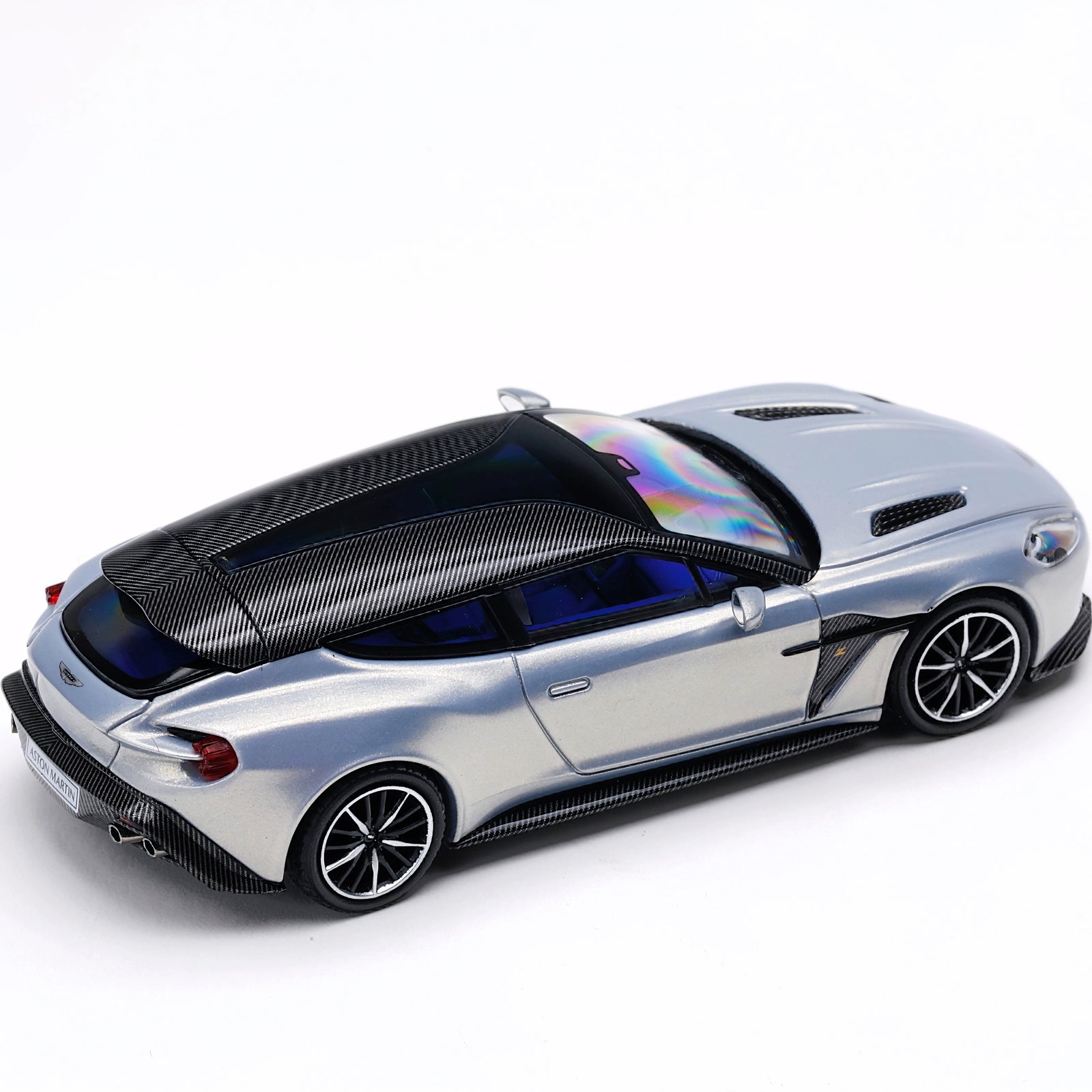 King Model 1:64 ASTON MARTIN Vanquish Zagato HEC Alloy car model