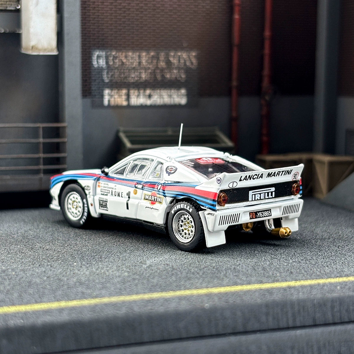 Tarmac Works 1:64 Lancia 037 Rally Monte Carlo 1983 Alloy car model