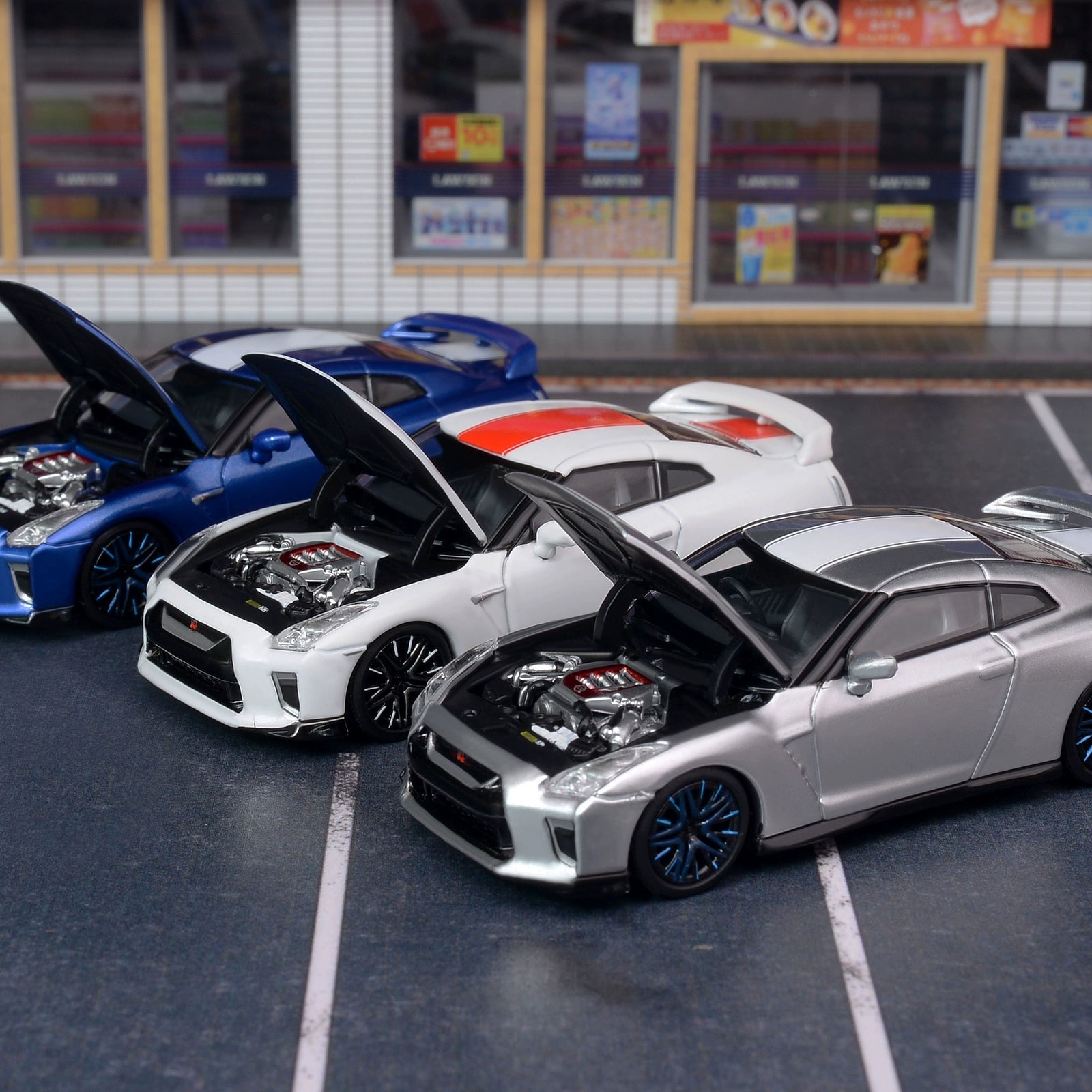 1:64 MH MOTORHELIX Nissan GT-R(R35) 50th Alloy car model