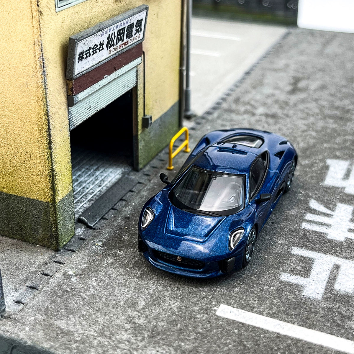 MINIGT 1:64 #884 Jaguar C-X75 Alloy car model