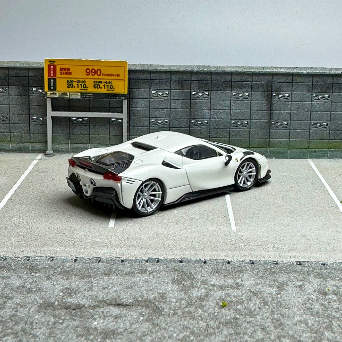 Fine model 1:64 Ferrari Novitec SF90 Alloy Car Model