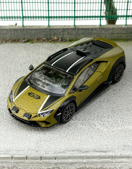 MINIGT 1:64 #779 Lamborghini Huracan Sterrato Alloy car model