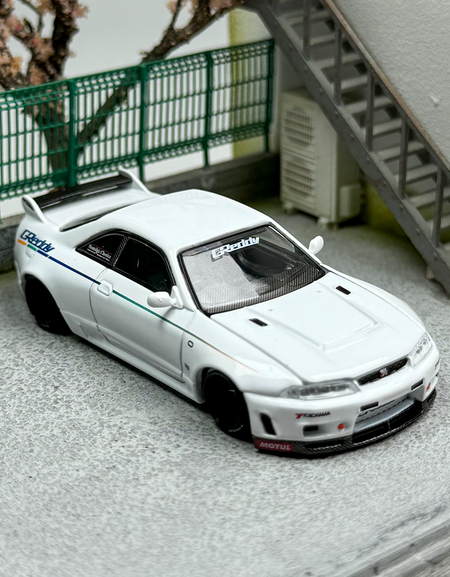 Kaido House MINIGT 1:64 //113 Nissan GTR R33 Gredoy GR33 V1 Alloy car model