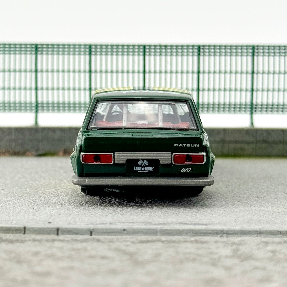 Kaido House MINIGT 1:64 //131 DATSUN Street510 Alloy car model