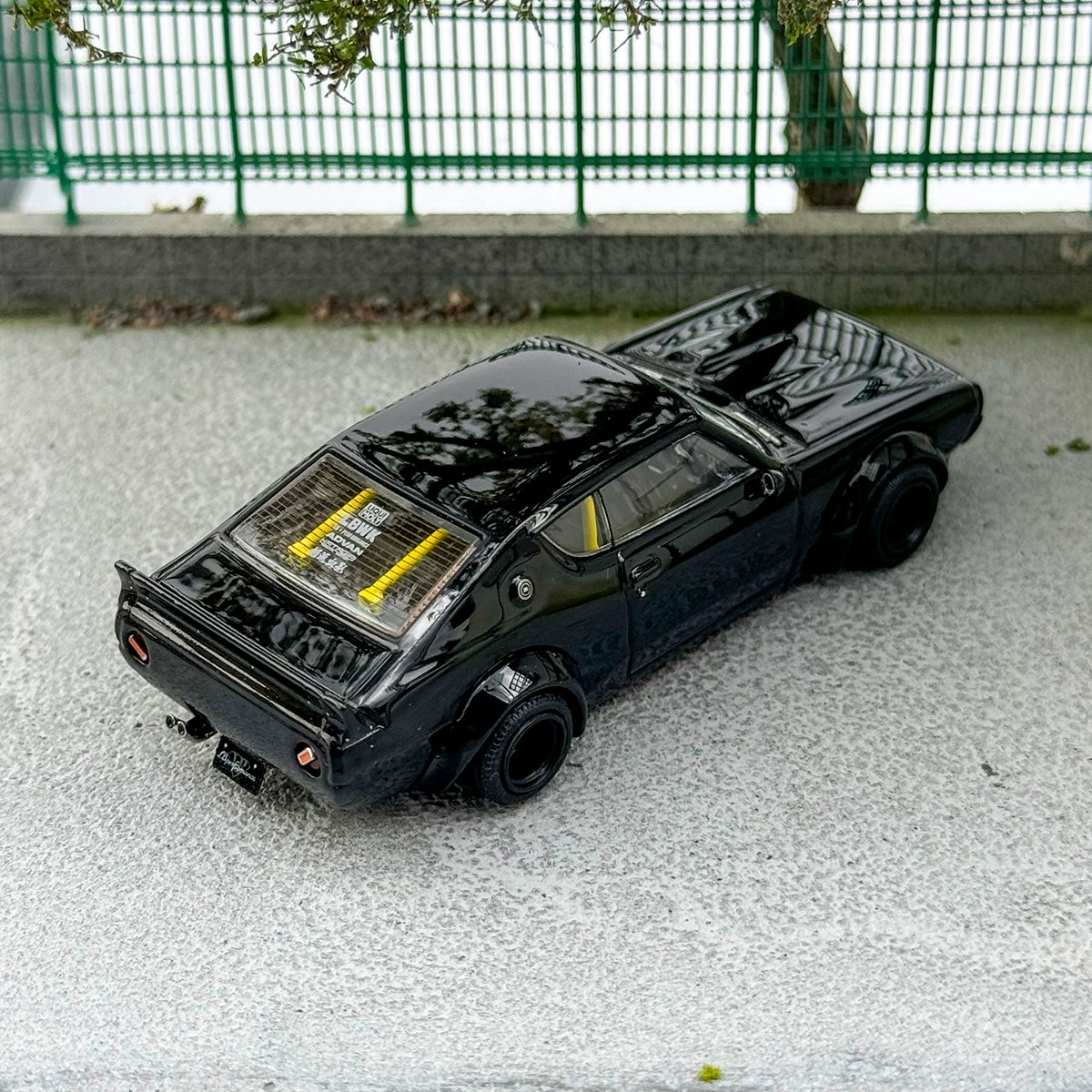 INNO 1:64 LB Works NISSAN 2000 GTR KPGC110 Black Alloy car model
