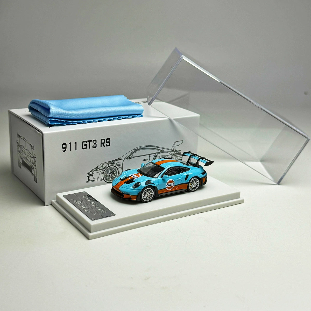 SOLO 1:64 Porsche 911 992 GT3RS GULF Alloy car model