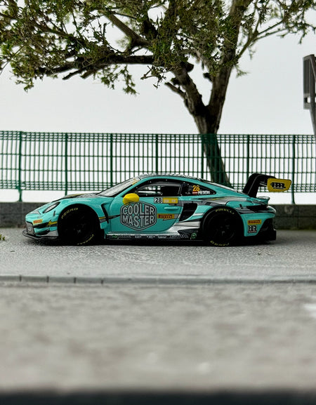 MINIGT 1:64 Porsche 911 GT3 R #804 HubAuto Racing Alloy car model