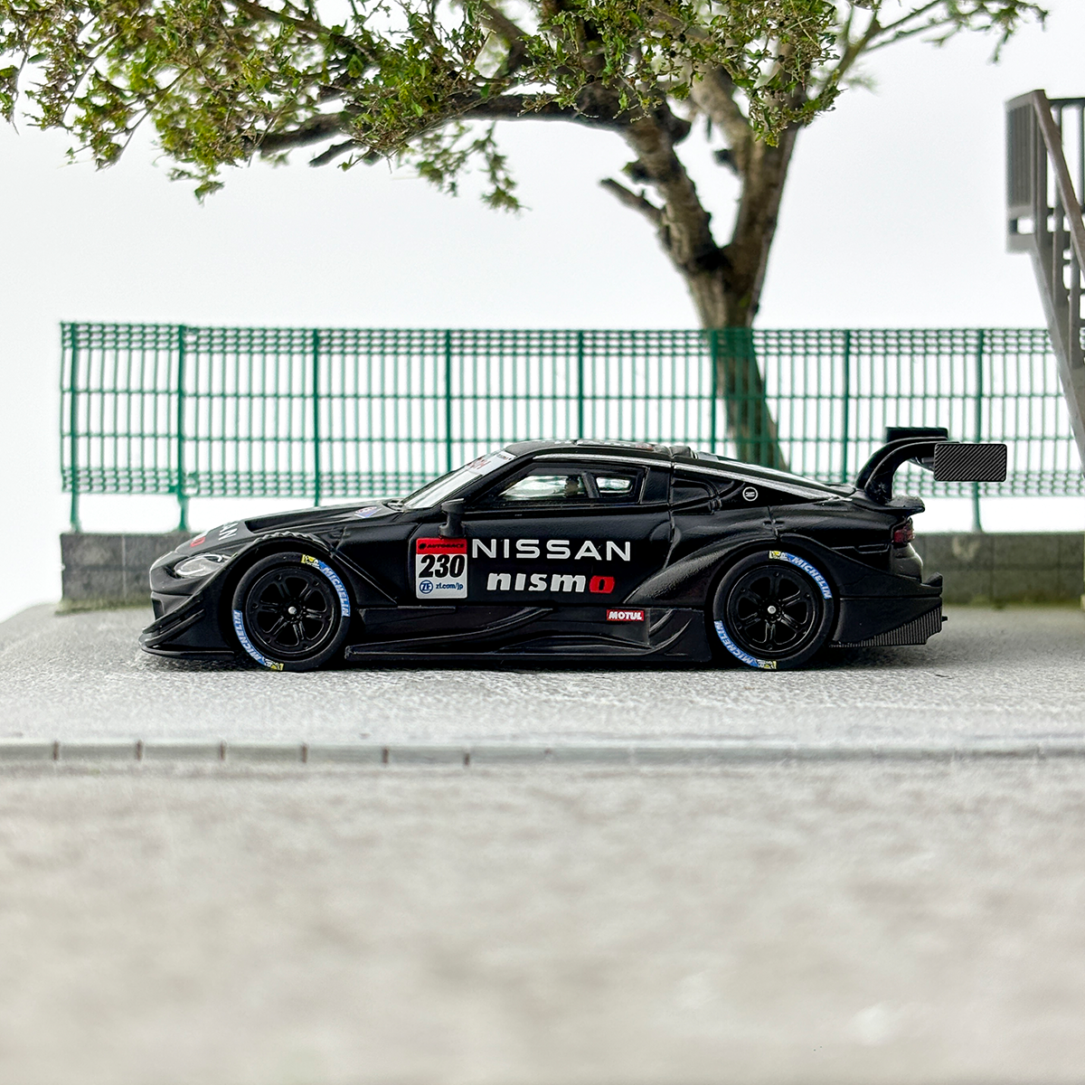 MINIGT 1:64 #755 Nissan Z GT500 230 Alloy car model
