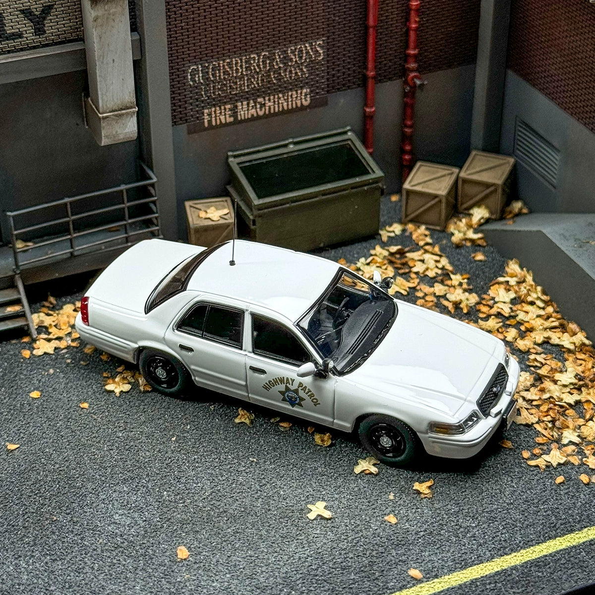 Rollin 1:64 Scale CHP California Highway Patrol SMPV 'Polar Bear' Commercial Patrol Vehicle - Die-Cast Alloy Police Car Model (Limited Edition Collectible Toy Car)