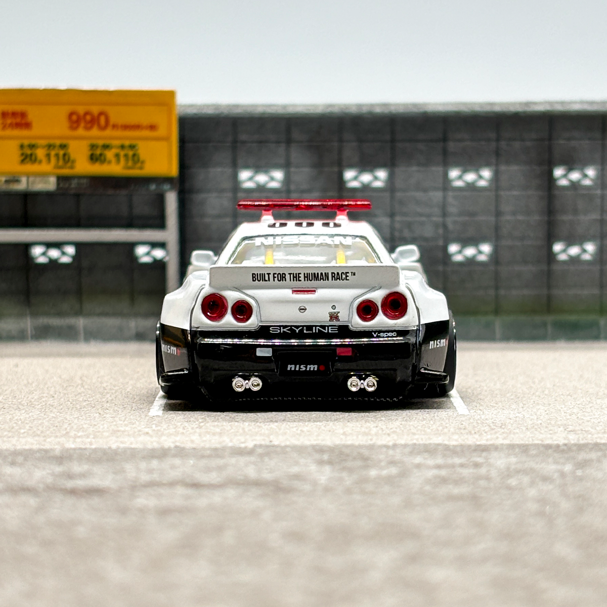 Kaido House MINIGT 1:64 //120 Nissan GTR R34 (Japan Police) Alloy car model