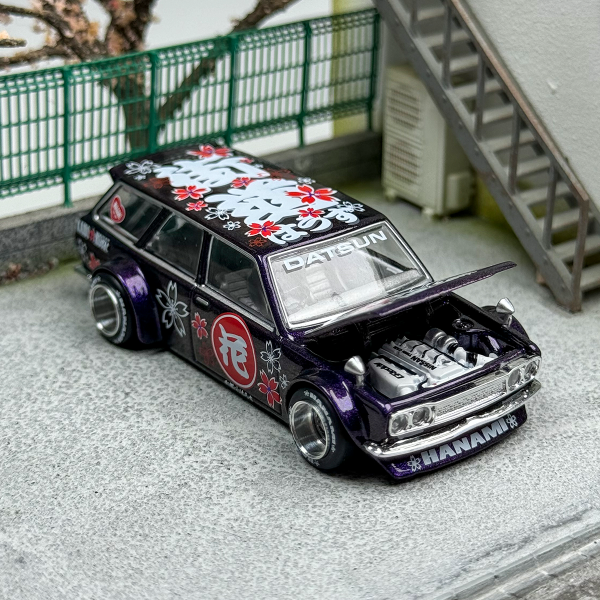 Kaido House MINIGT //114 1:64 Datsun 510 Wagon Hanam V3 Alloy car model