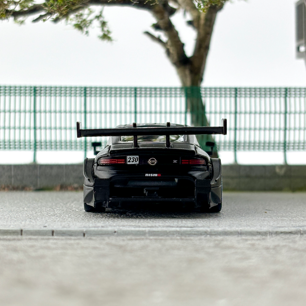 MINIGT 1:64 #755 Nissan Z GT500 230 Alloy car model