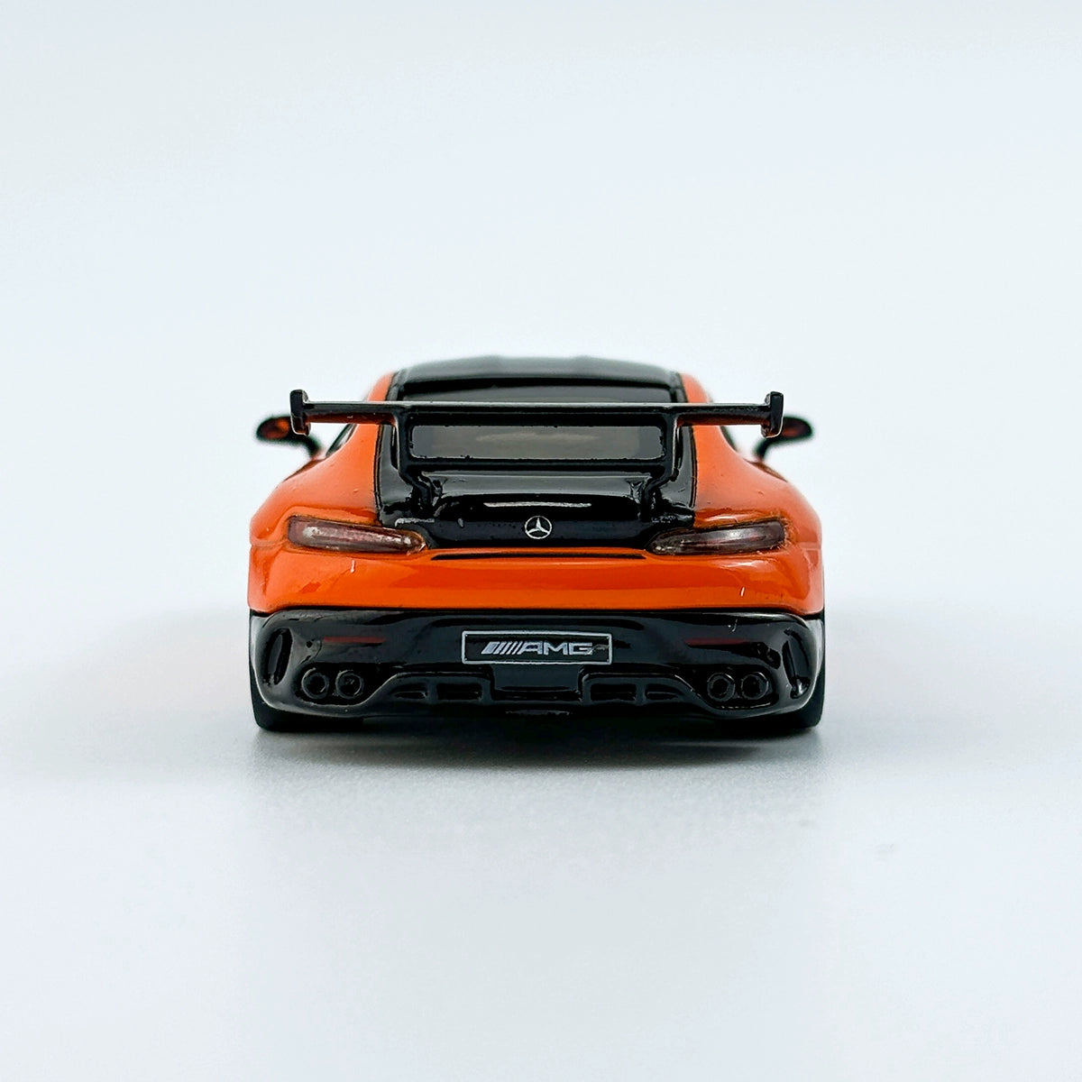 Tarmac Works TW 1:64 Mercedes-Benz AMG gt Black Series Alloy car model