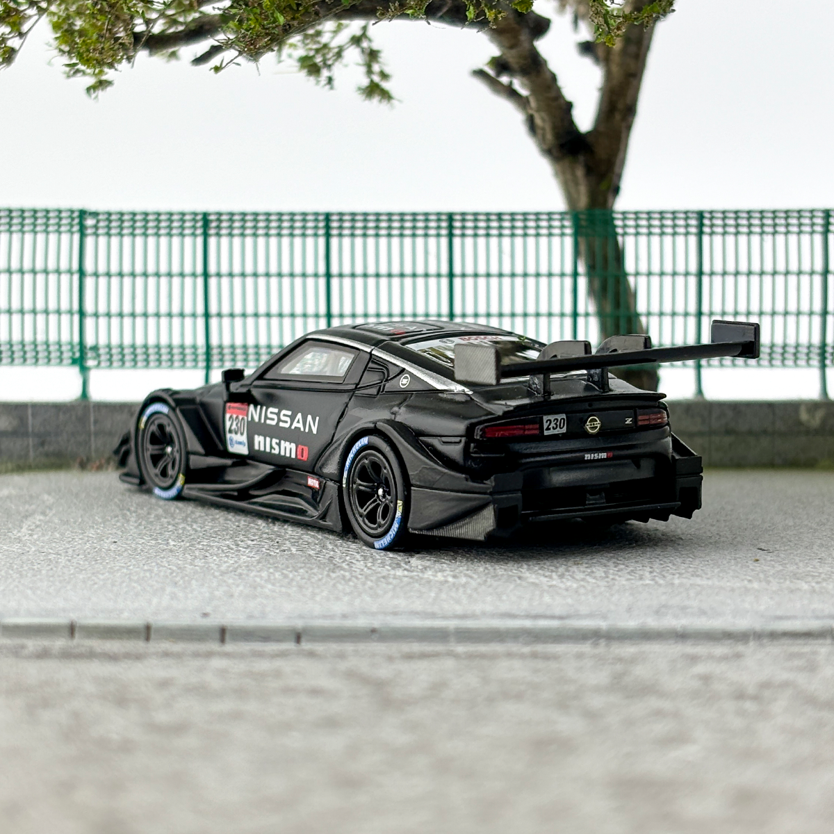 MINIGT 1:64 #755 Nissan Z GT500 230 Alloy car model