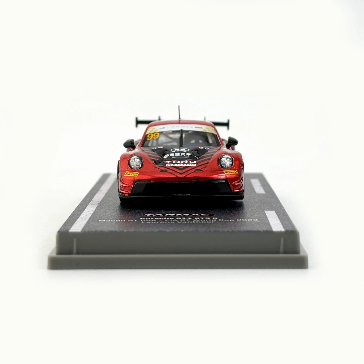 Tarmac Works 1:64 Porsche 911 GT3 R Macau GT Cup FIA Alloy car model